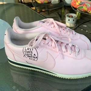Nike Women's Sneakers in Light Pink